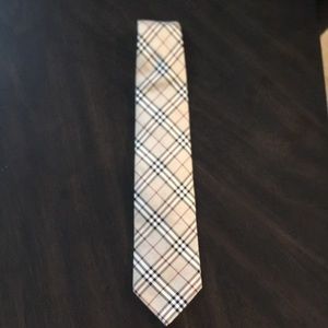 Authentic Burberry men’s tie